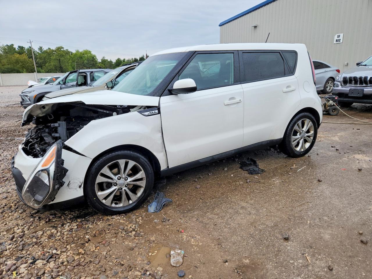 2015 KIA SOUL + | KNDJP3A53F7208899 | UPCARS