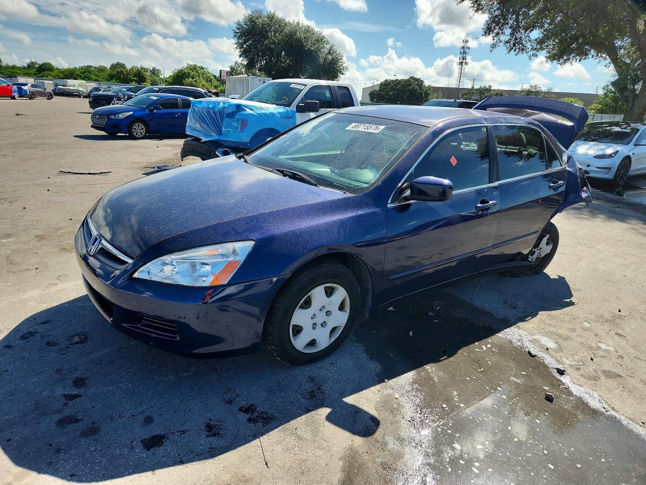 2007 HONDA ACCORD LX | 3HGCM56477G705717 | UPCARS