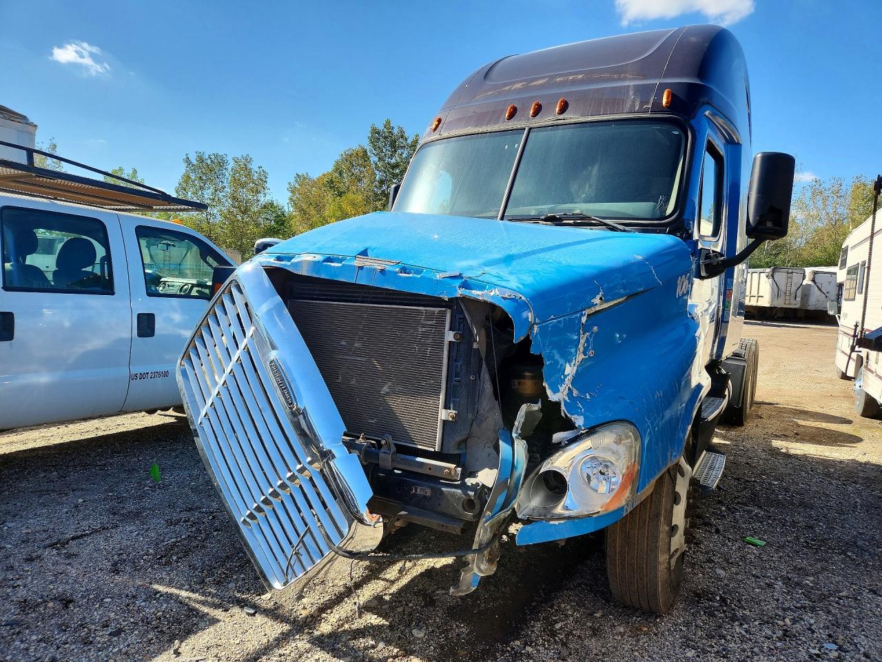 2015 FREIGHTLINER ALL OTHER SEMI TRUCK | 3AKJGLD58FSGD9995 | UPCARS