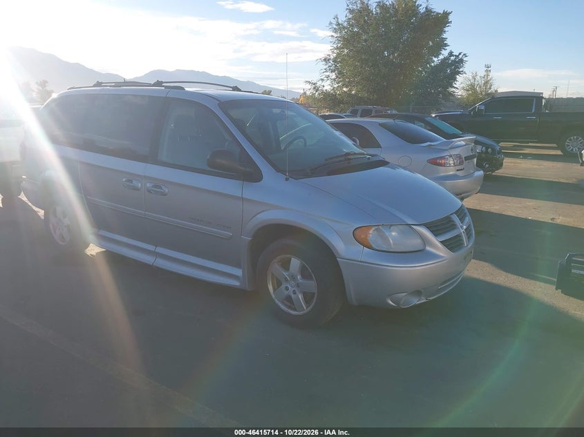 2005 DODGE GRAND CARAVAN SXT | 2D4GP44L15R561619 | UPCARS