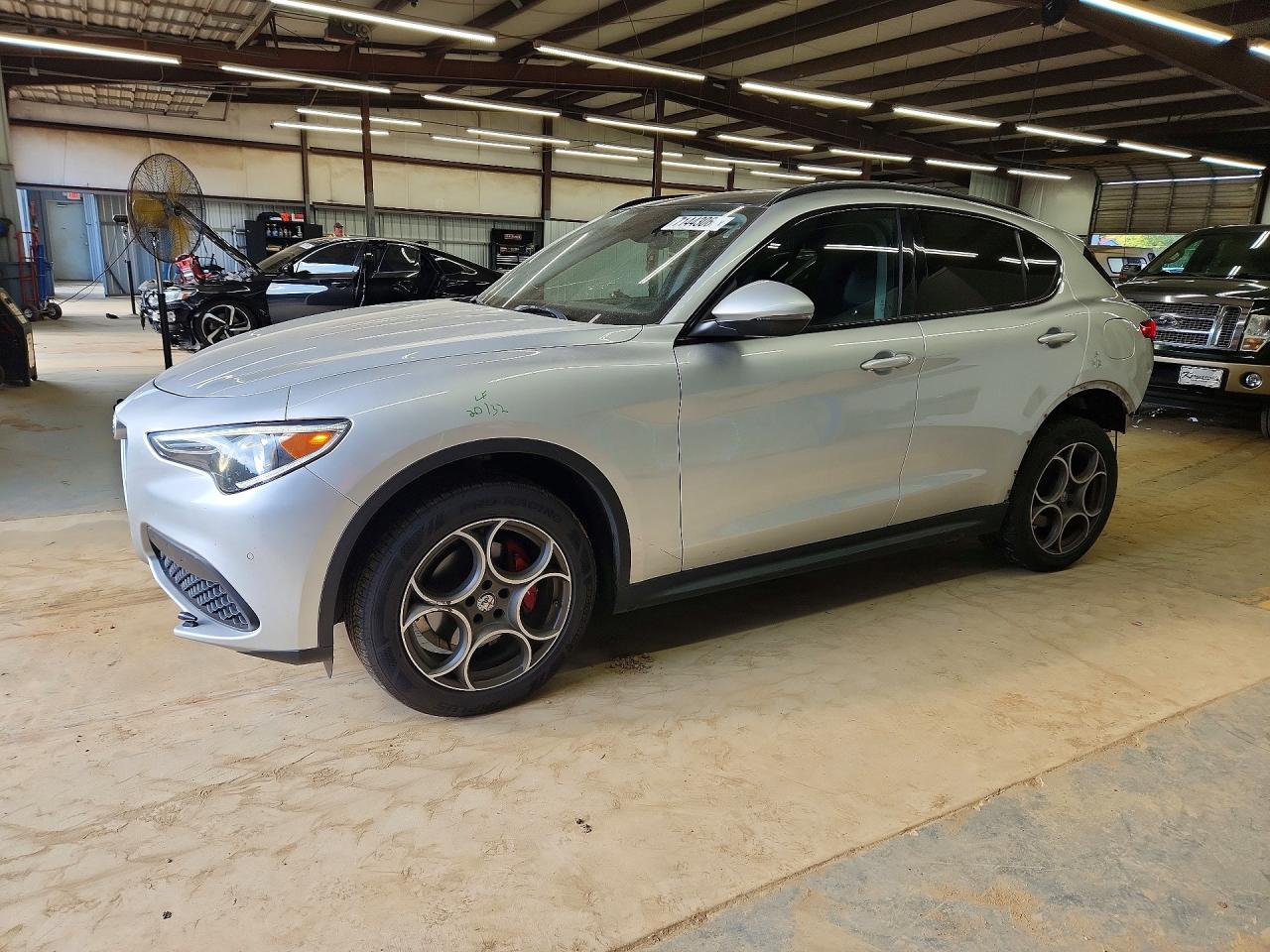 2018 ALFA ROMEO STELVIO SPORT | ZASFAKPN0J7B87633 | UPCARS