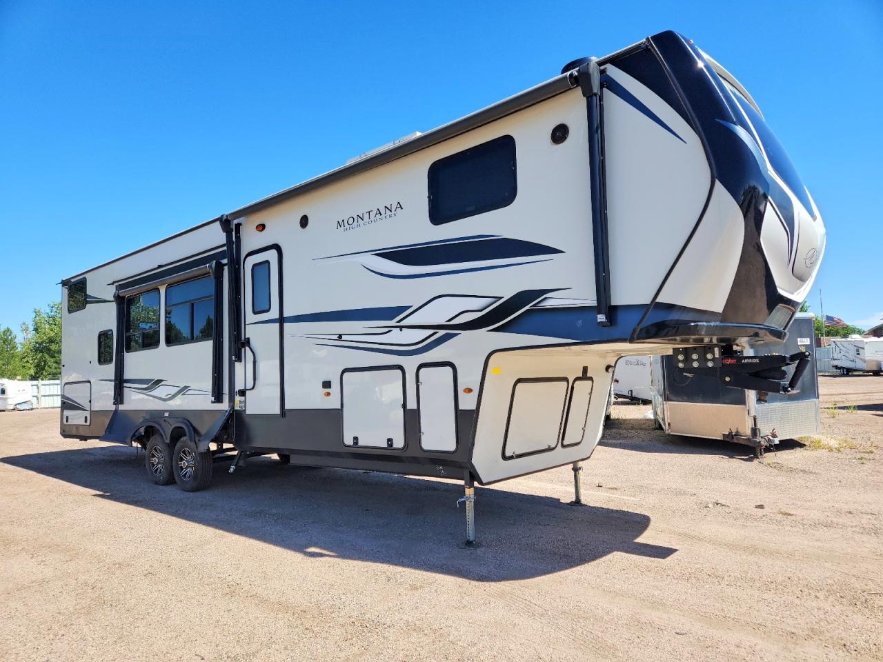 2022 KEYS MONTANA TONE  HIGH COUNTRY CAMPER | 4YDFHMS2XNA741800 | UPCARS
