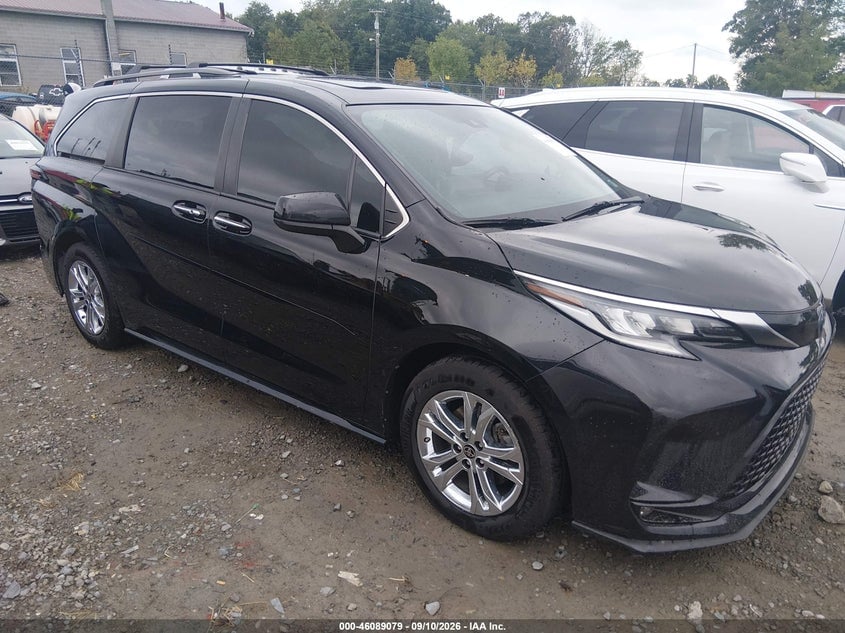 2022 TOYOTA SIENNA XSE | 5TDXSKFC0NS043604 | UPCARS