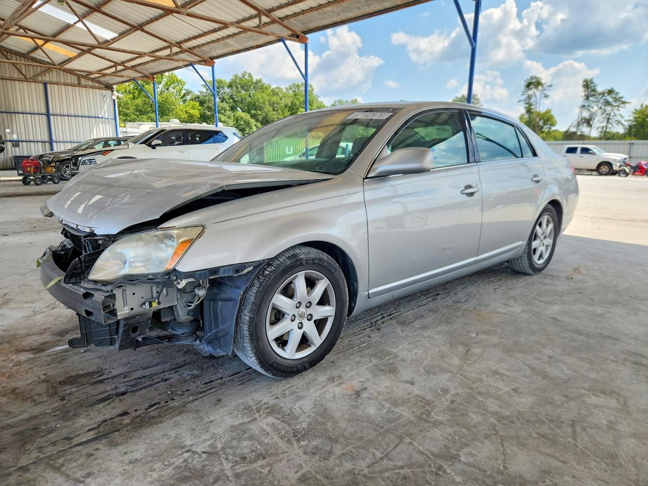 2005 TOYOTA AVALON XL | 4T1BK36B05U038871 | UPCARS