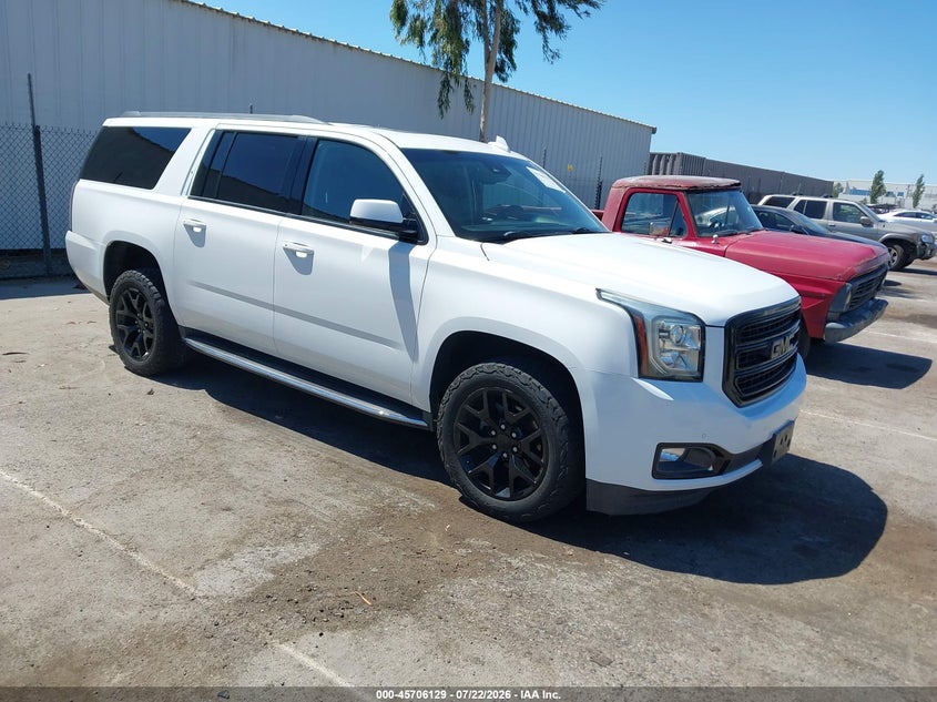 2017 GMC YUKON XL SLT | 1GKS1GKC0HR211541 | UPCARS