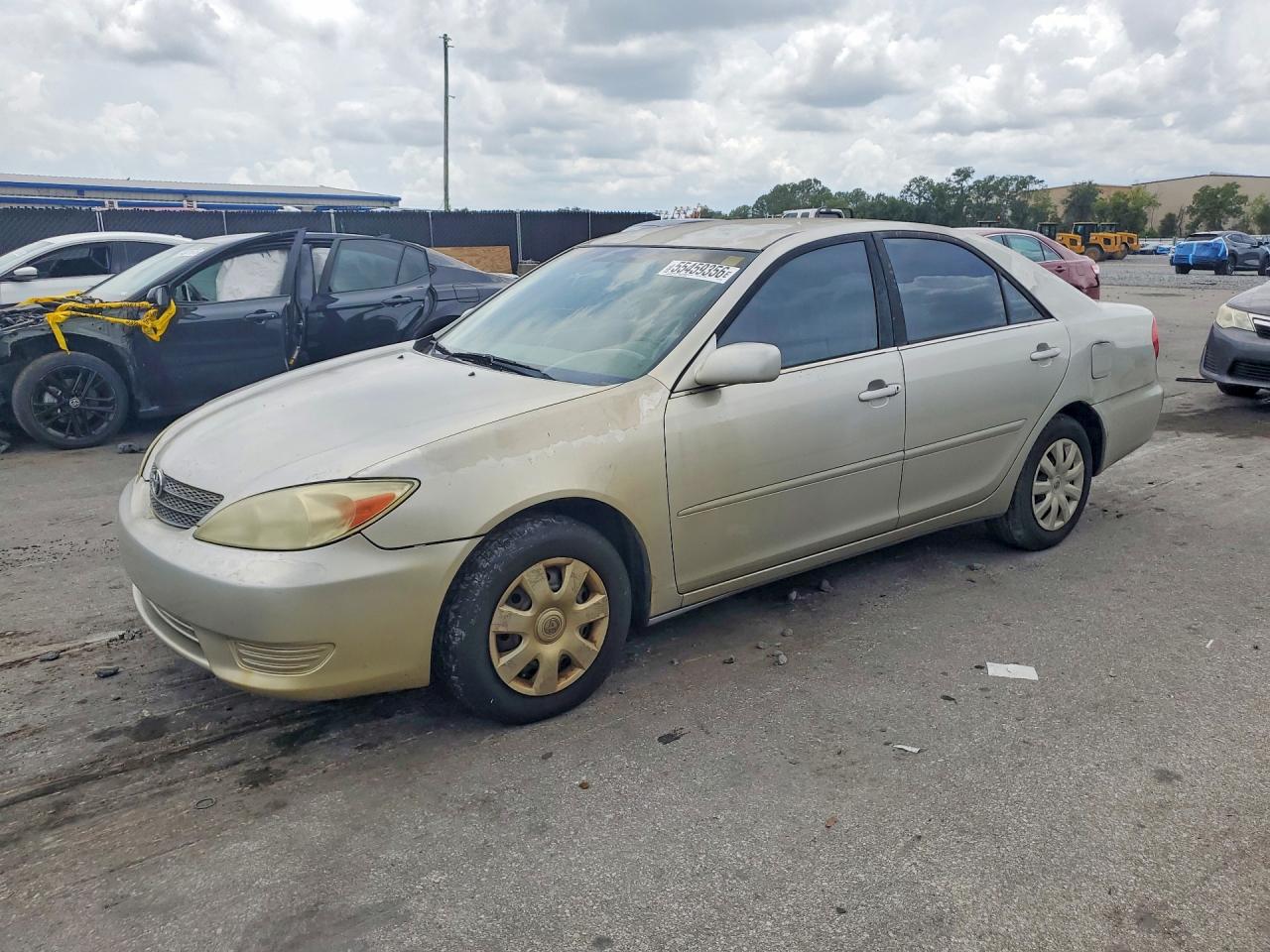 2004 TOYOTA CAMRY LE | 4T1BE32K64U856570 | UPCARS