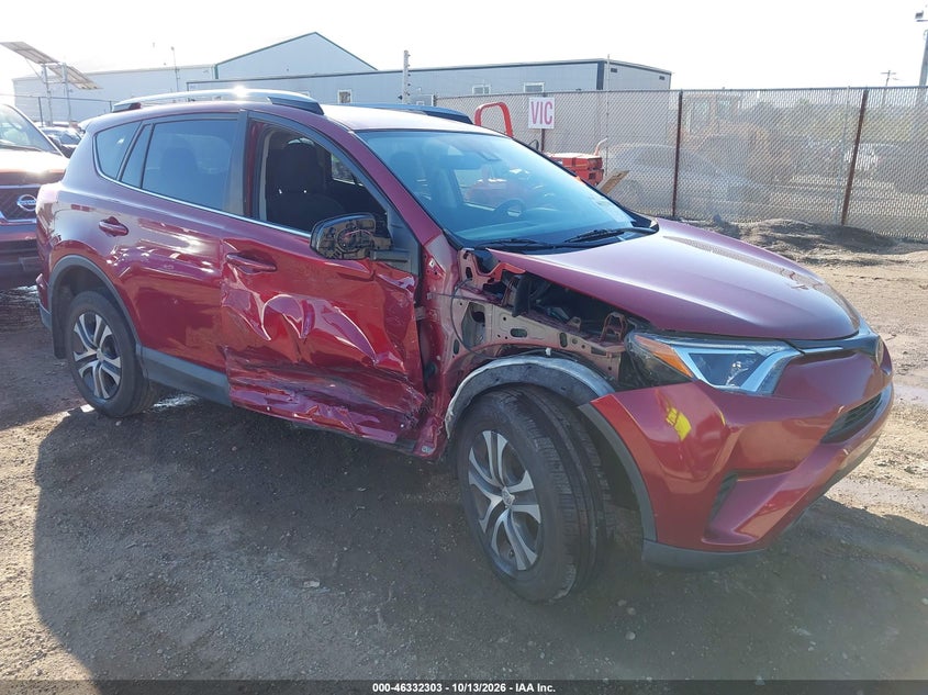 2018 TOYOTA RAV4 LE | JTMZFREV6JD119566 | UPCARS