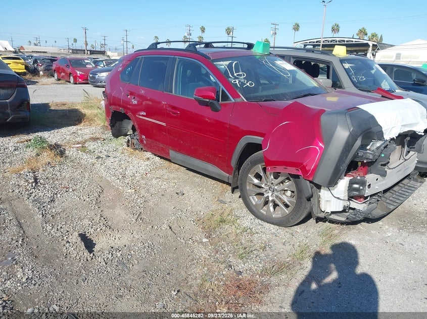 2020 TOYOTA RAV4 XLE PREMIUM | 2T3C1RFV5LW078730 | UPCARS