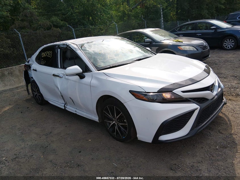 2024 TOYOTA CAMRY SE | 4T1G11AK5RU890174 | UPCARS