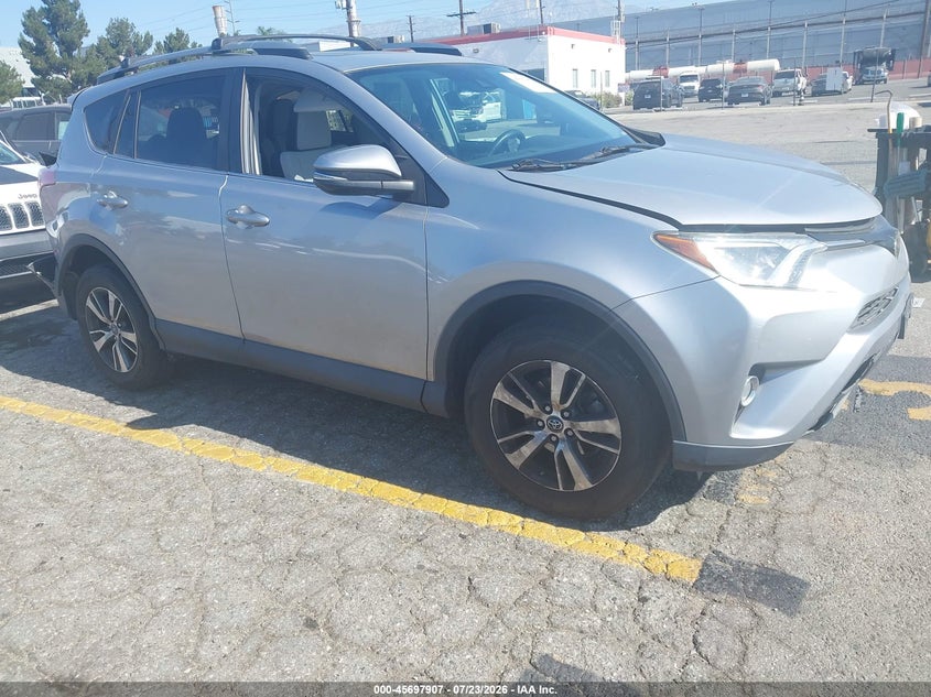 2017 TOYOTA RAV4 XLE | 2T3WFREV8HW345463 | UPCARS