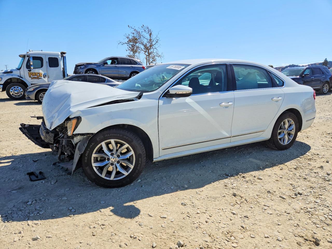 2016 VOLKSWAGEN PASSAT S | 1VWAT7A35GC055403 | UPCARS