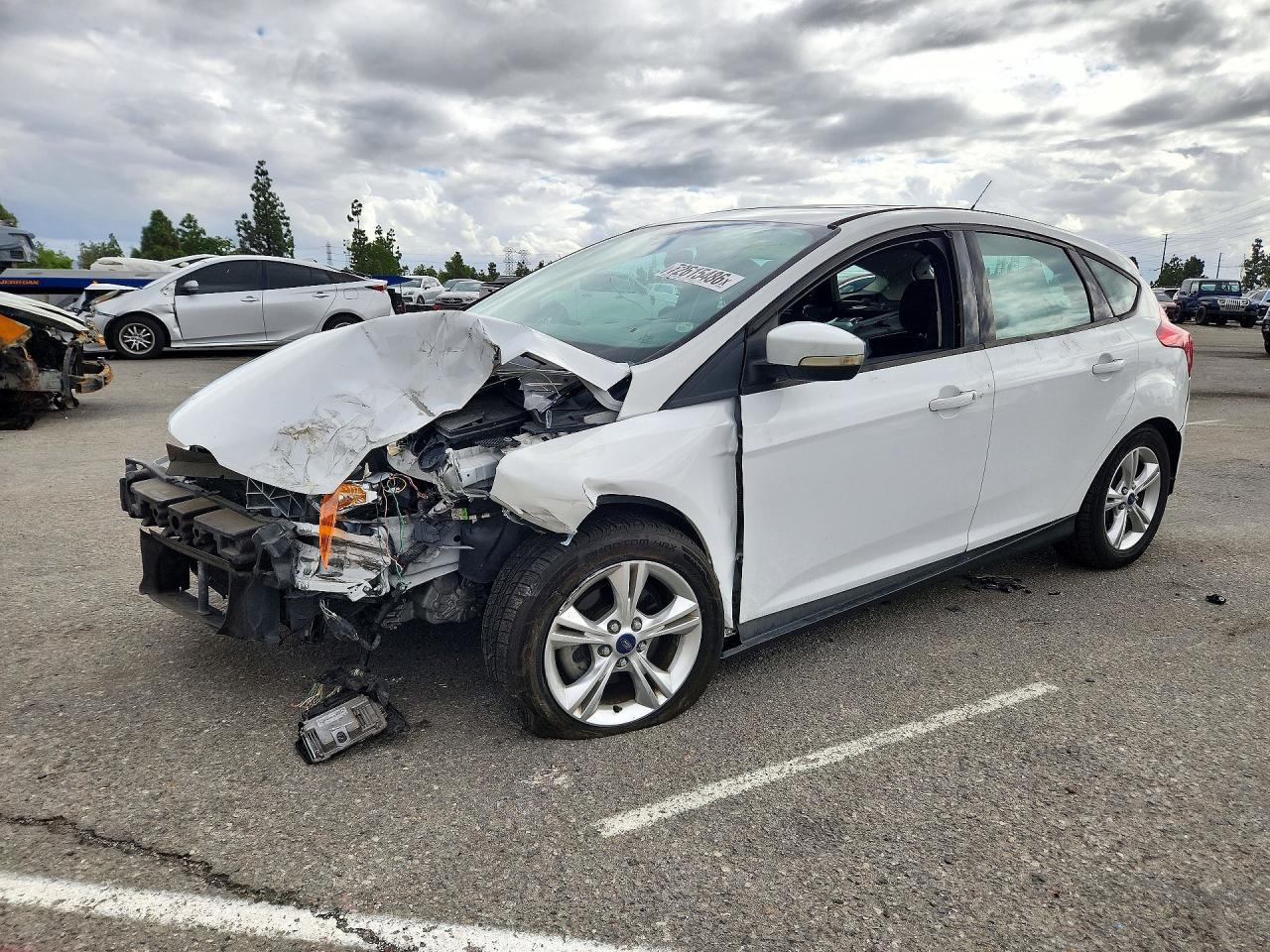 2014 FORD FOCU SE | 1FADP3K26EL336132 | UPCARS