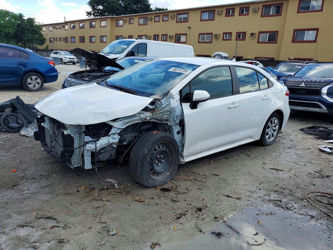 2024 TOYOTA COROLLA LE | 5YFB4MDE2RP164797 | UPCARS
