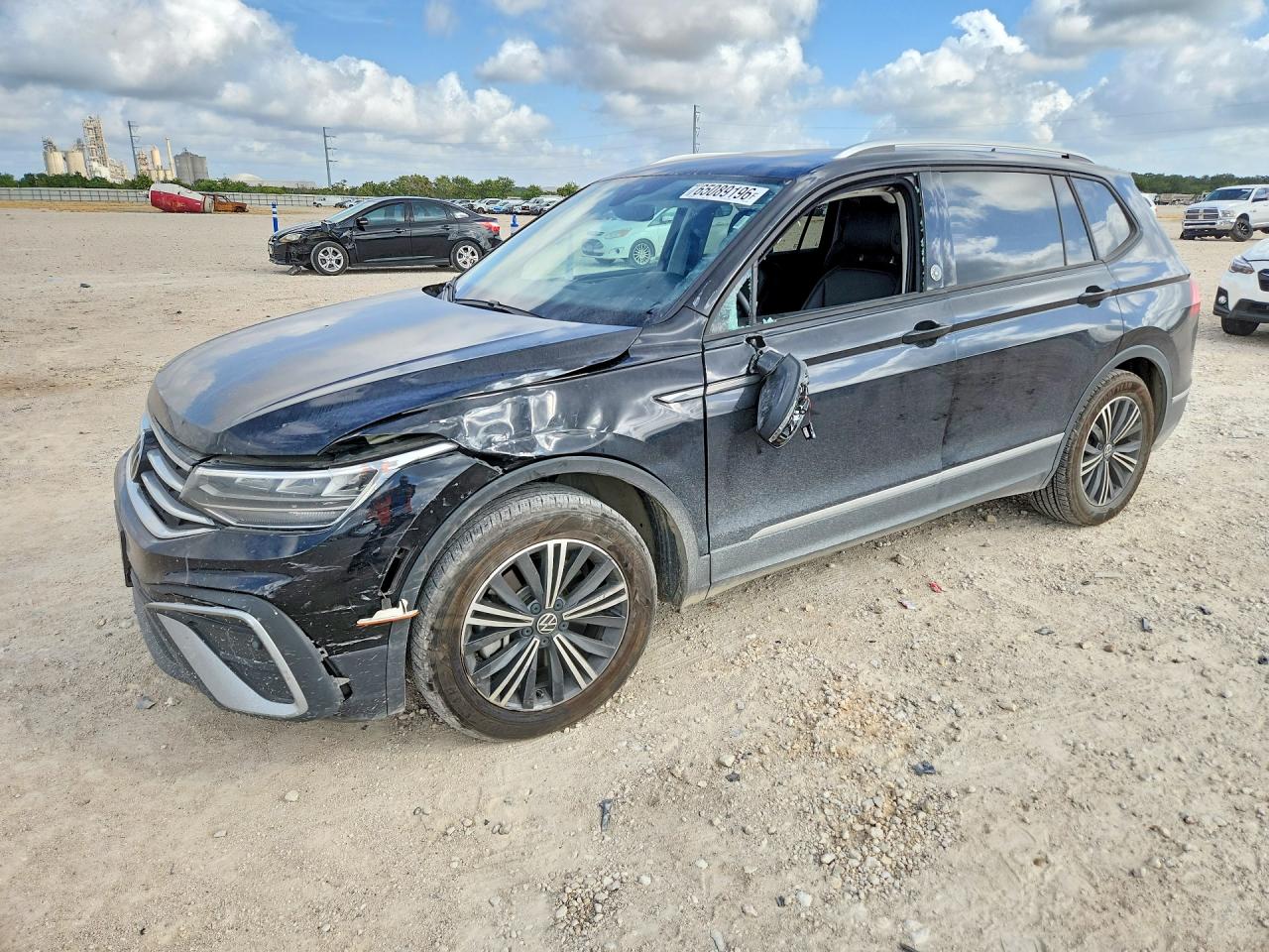 2024 VOLKSWAGEN TIGUAN WOLFSBURG | 3VVTB7AX5RM215168 | UPCARS