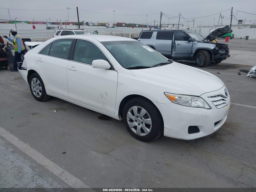 2011 TOYOTA CAMRY LE | 4T1BF3EK7BU760324 | UPCARS