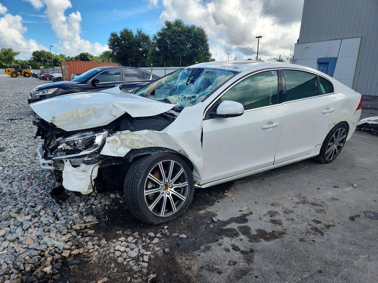 2018 VOLVO S60 PREMIER | LYV402HK4JB172006 | UPCARS