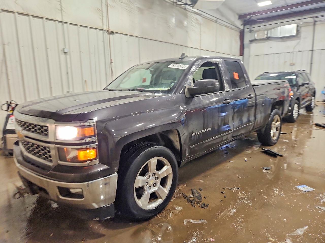 2015 CHEVROLET SILVERADO K1500 LT | 1GCVKREC8FZ194529 | UPCARS