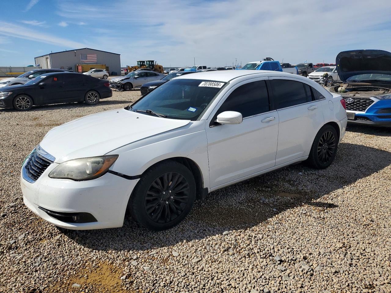 2013 CHRYSLER 200 LIMITED | 1C3CCBCG9DN738966 | UPCARS