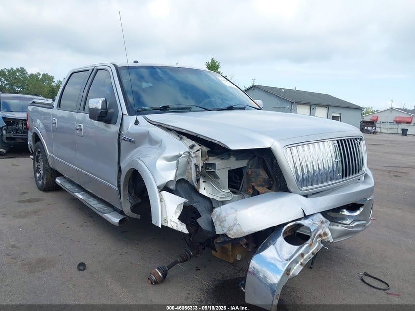 2006 LINCOLN MARK LT | 5LTPW18506FJ17468 | UPCARS