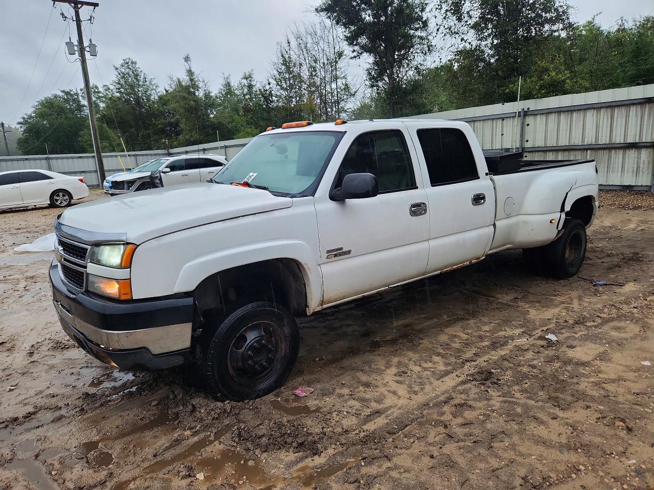 2006 CHEVROLET SILVERADO K3500 | 1GCJK33D76F221549 | UPCARS