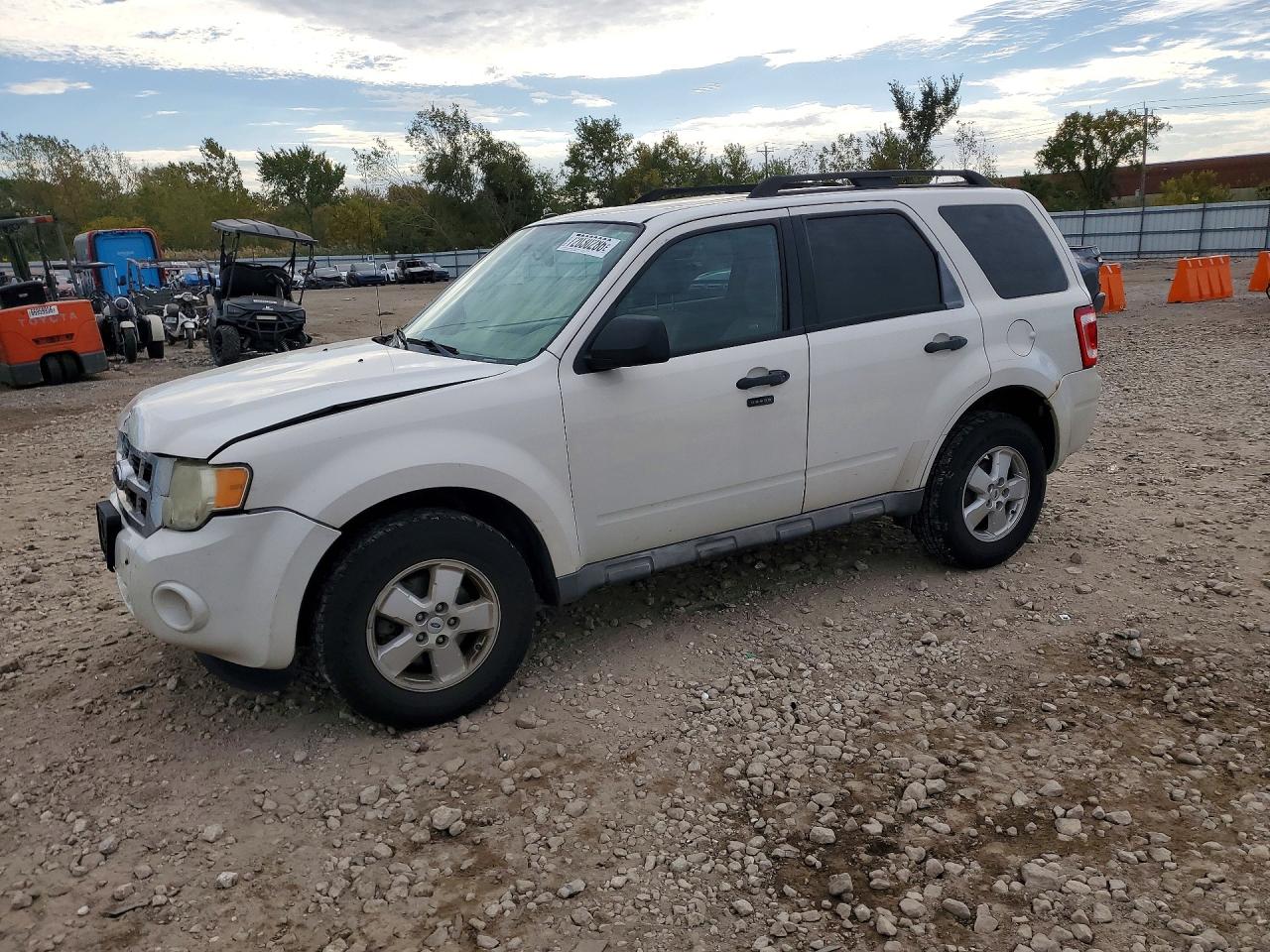 2009 FORD ESCAPE XLT | 1FMCU03739KB22472 | UPCARS