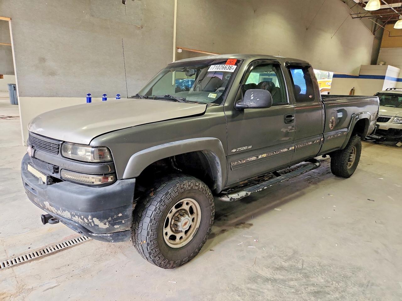 2001 CHEVROLET SILVERADO K2500 HEAVY DUTY | 1GCHK29U71E215054 | UPCARS
