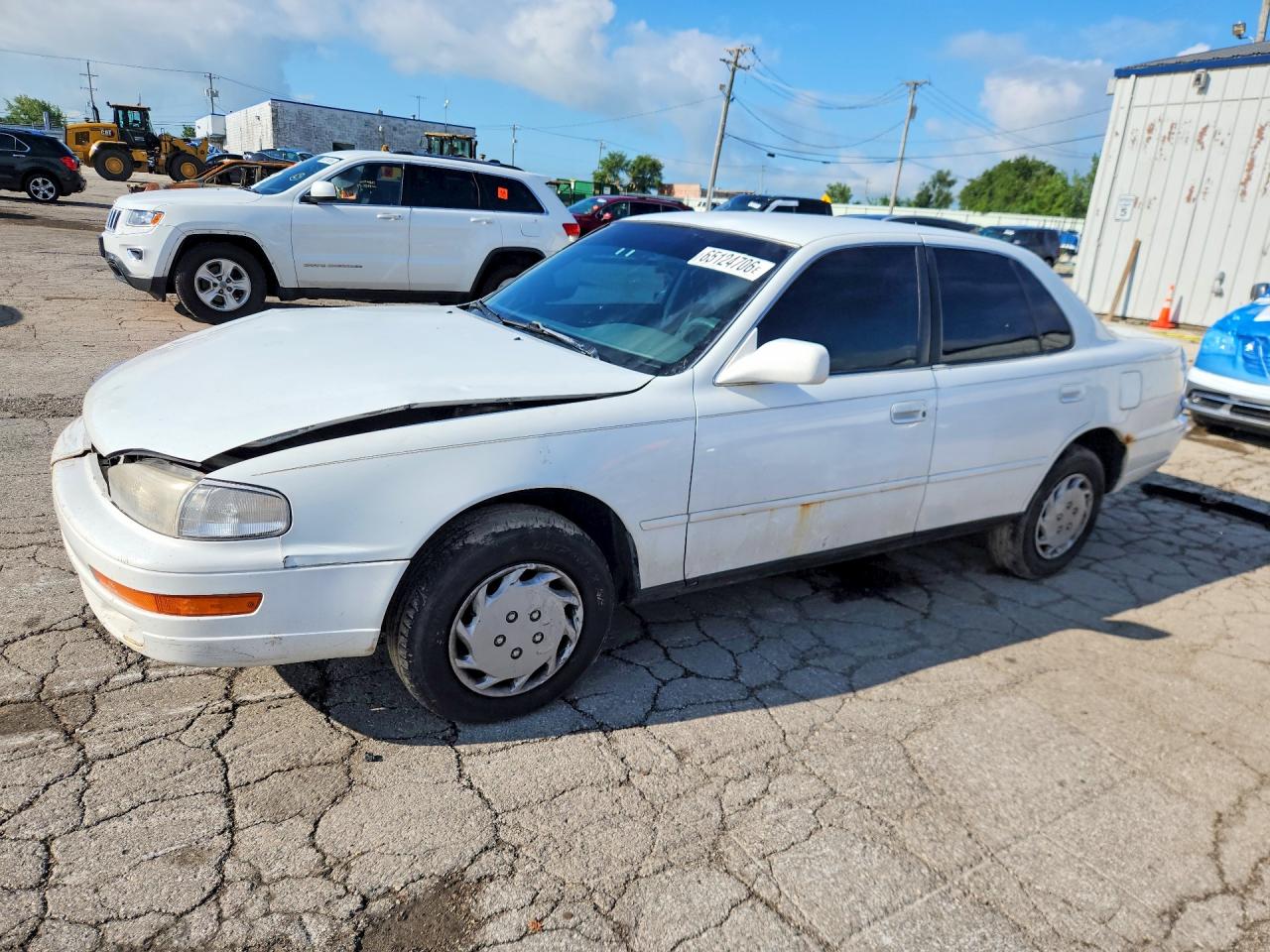 1992 TOYOTA CAMRY LE | 4T1SK12E4NU066998 | UPCARS