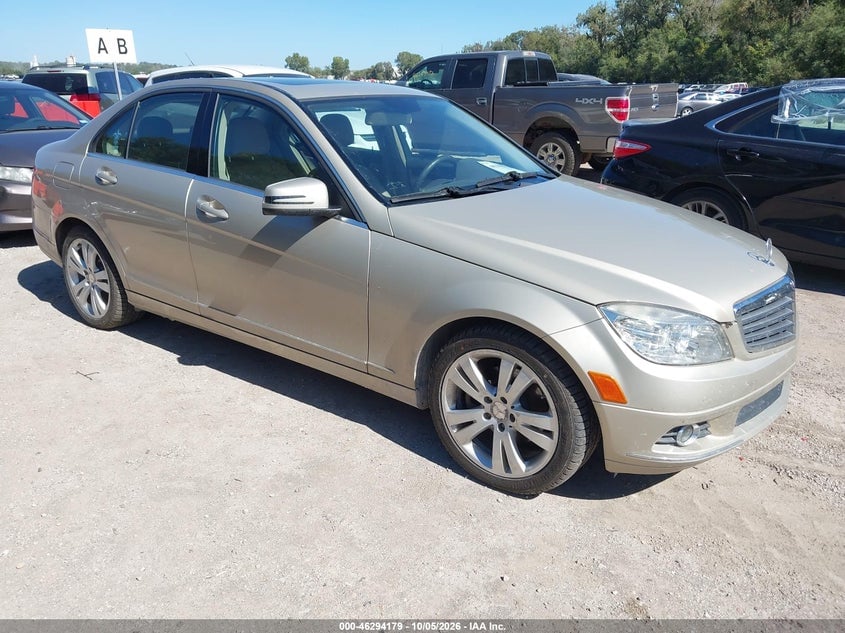 2011 MERCEDES-BENZ C 300 LUXURY 4MATIC/SPORT 4MATIC | WDDGF8BB0BR146848 | UPCARS