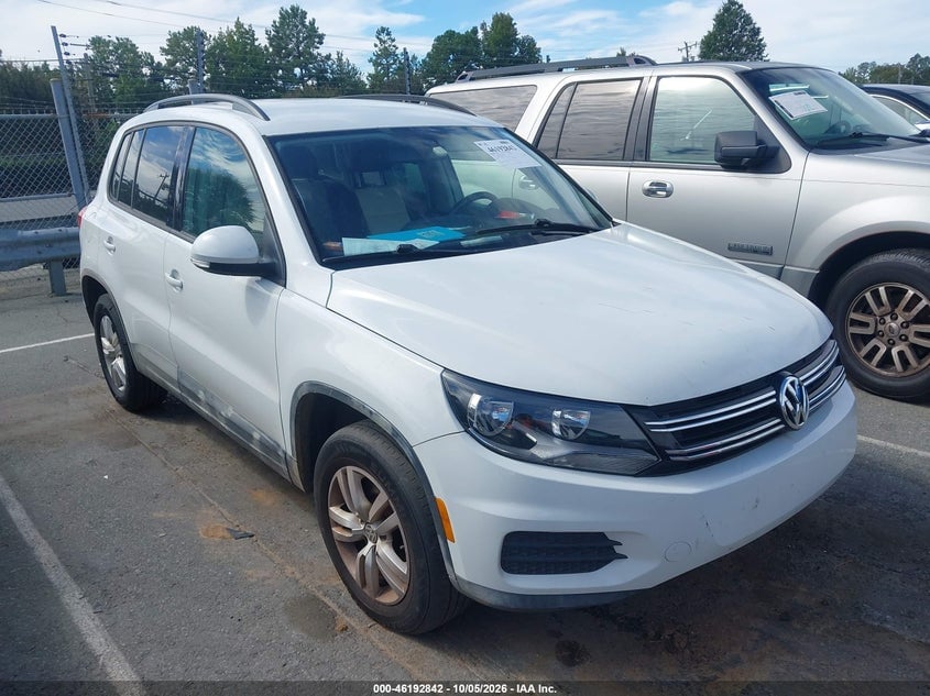 2016 VOLKSWAGEN TIGUAN S | WVGAV7AX2GW541564 | UPCARS