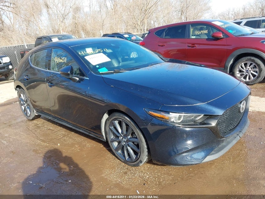2019 MAZDA 3 PREFERRED | JM1BPAMM8K1111223 | UPCARS