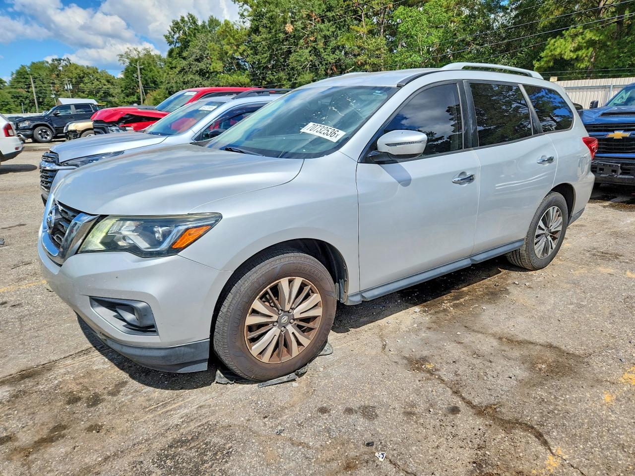 2017 NISSAN PATHFINDER SV | 5N1DR2MM2HC658487 | UPCARS