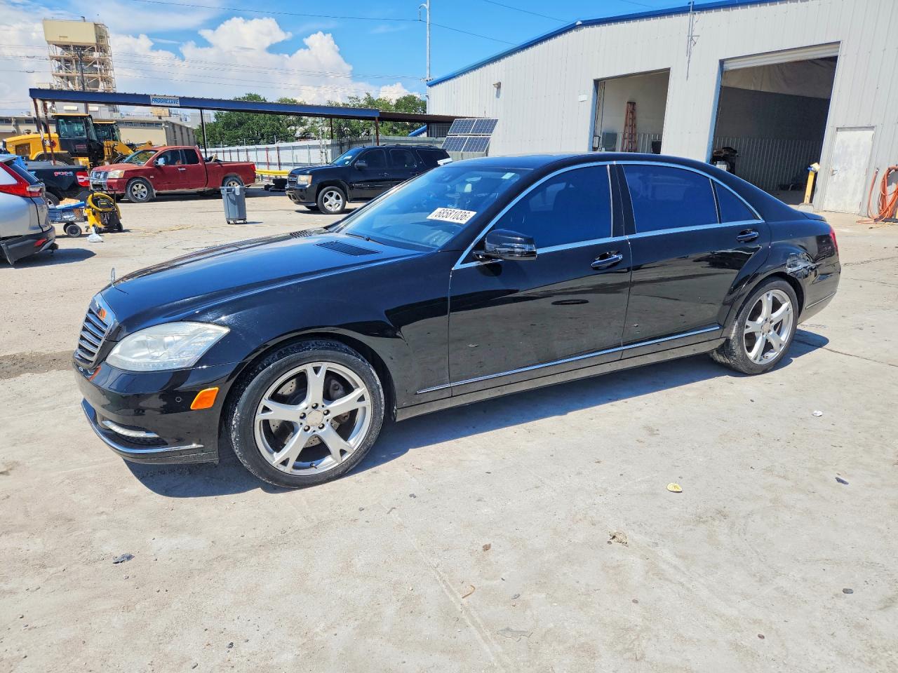 2013 MERCEDES-BENZ S-CLASS 550 | WDDNG7DB2DA507395 | UPCARS