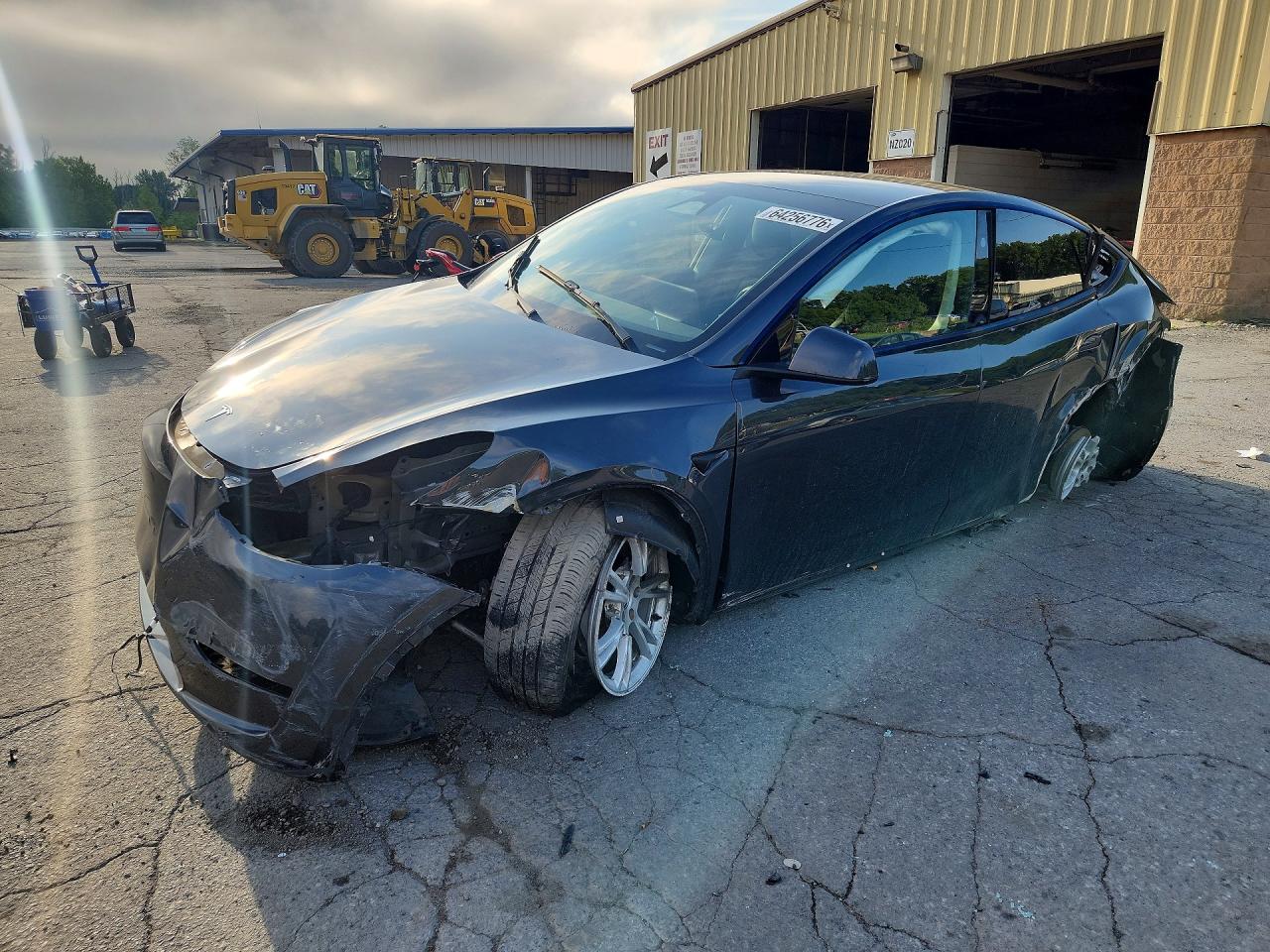 2024 TESLA MODEL Y | 7SAYGDEE0RF995133 | UPCARS