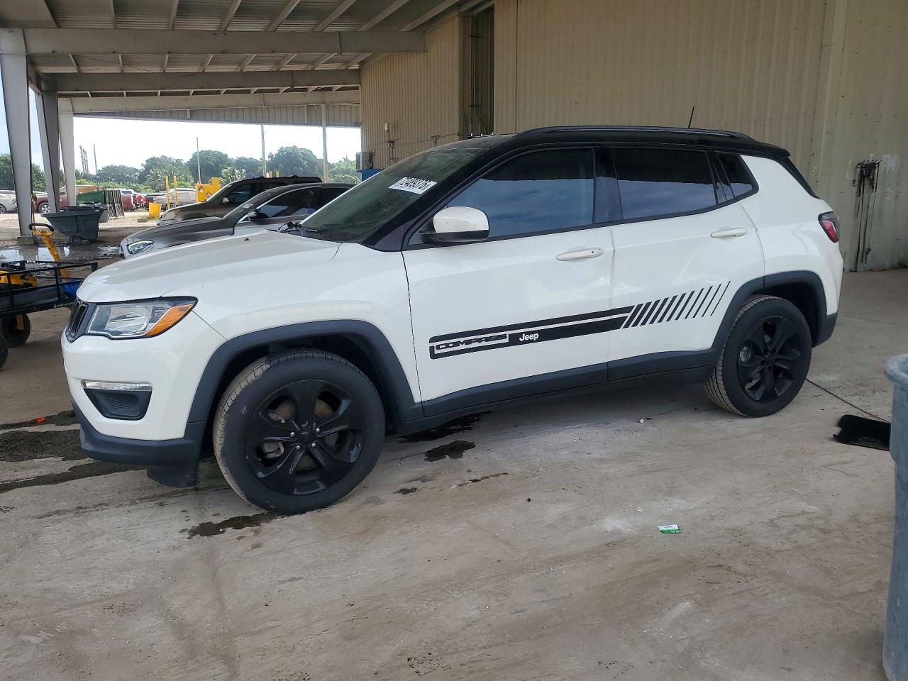 2019 JEEP COMPASS LATITUDE | 3C4NJCBB3KT833235 | UPCARS