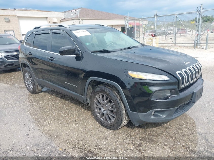 2018 JEEP CHEROKEE LATITUDE PLUS FWD | 1C4PJLLB4JD618569 | UPCARS