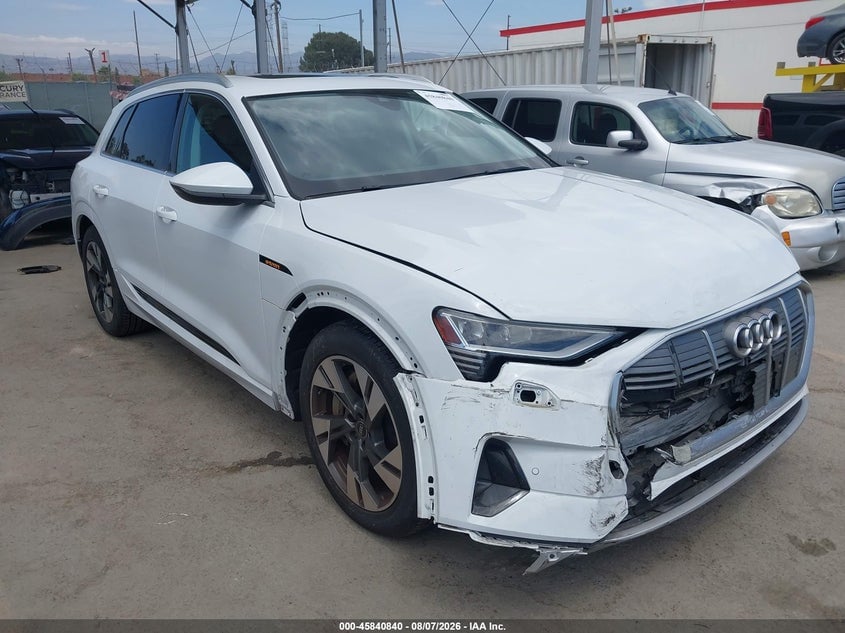 2022 AUDI E-TRON PREMIUM QUATTRO | WA1AAAGE8NB025677 | UPCARS