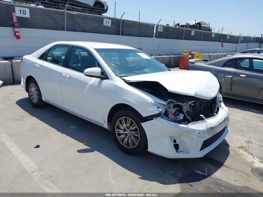 2014 TOYOTA CAMRY LE | 4T4BF1FK6ER426685 | UPCARS