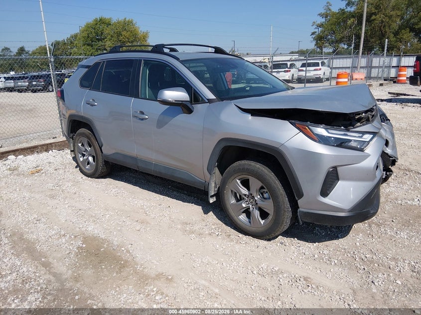 2024 TOYOTA RAV4 XLE | 2T3P1RFV3RC482136 | UPCARS