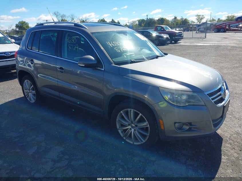 2010 VOLKSWAGEN TIGUAN SEL | WVGBV7AX8AW525039 | UPCARS