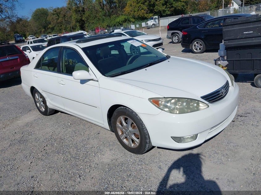 2005 TOYOTA CAMRY XLE | 4T1BE30K15U601989 | UPCARS