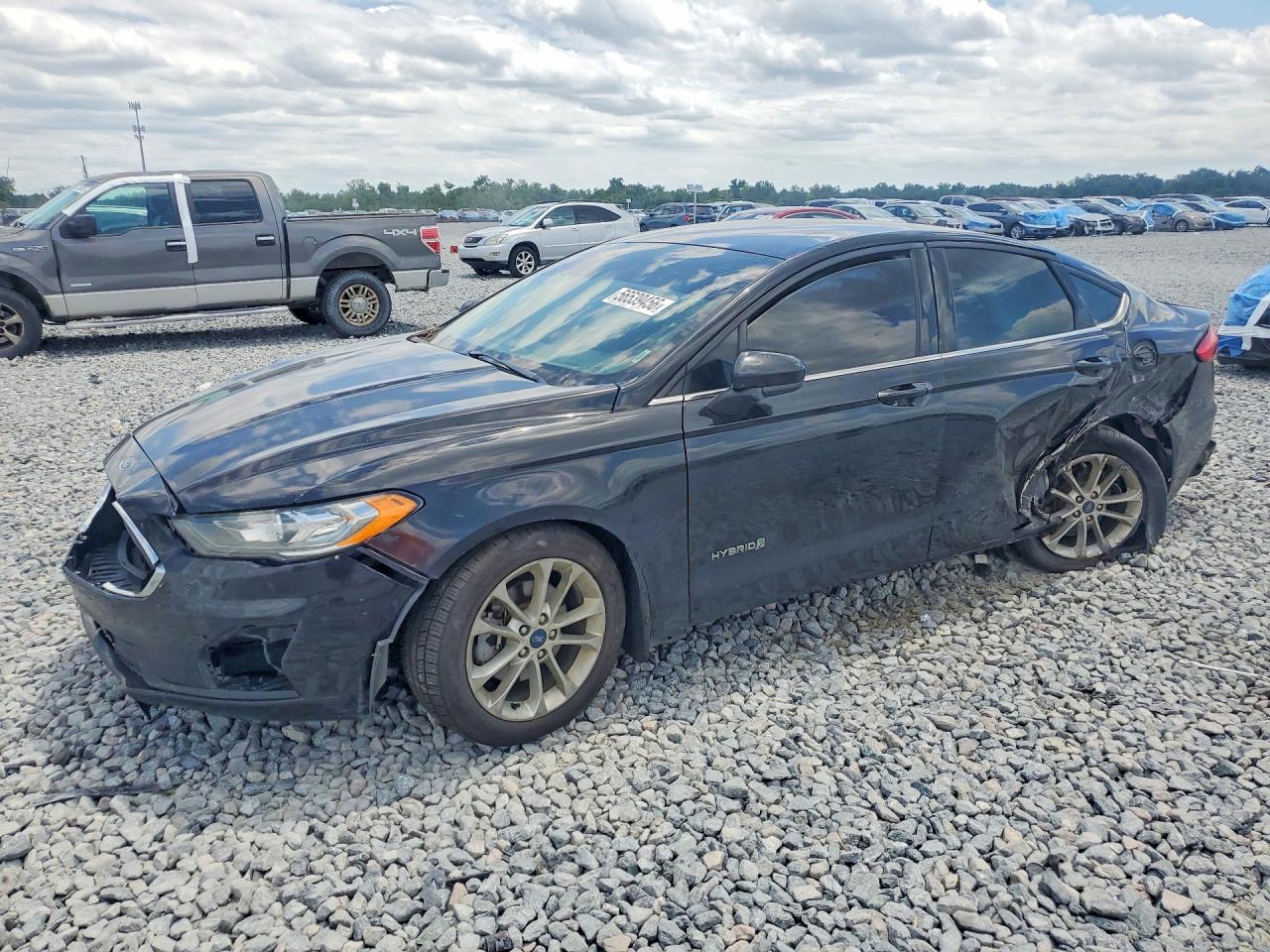 2019 FORD FUSION SE | 3FA6P0LU3KR262785 | UPCARS