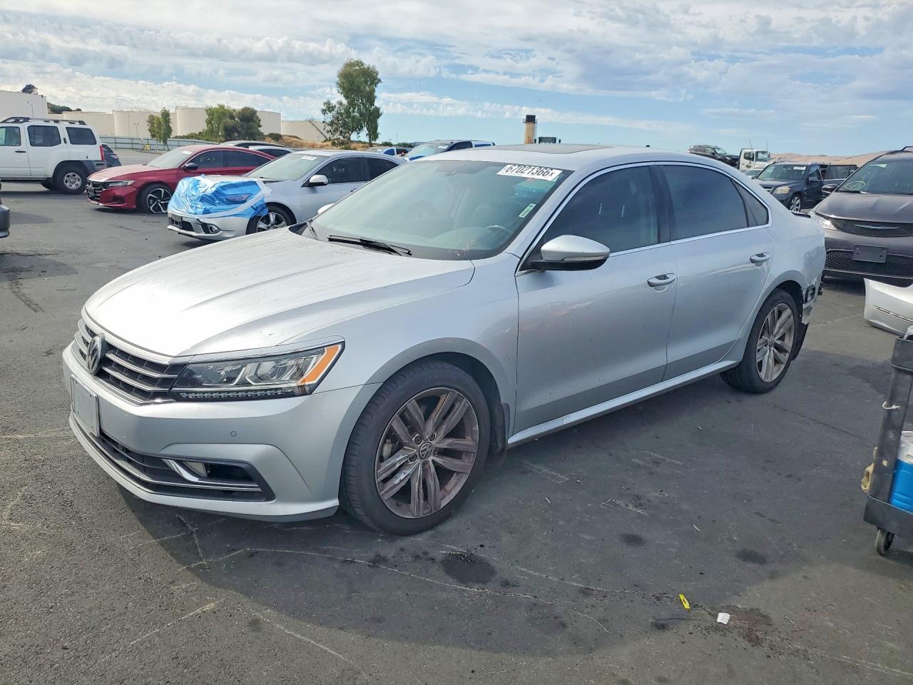 2018 VOLKSWAGEN PASSAT SE | 1VWBA7A33JC016732 | UPCARS