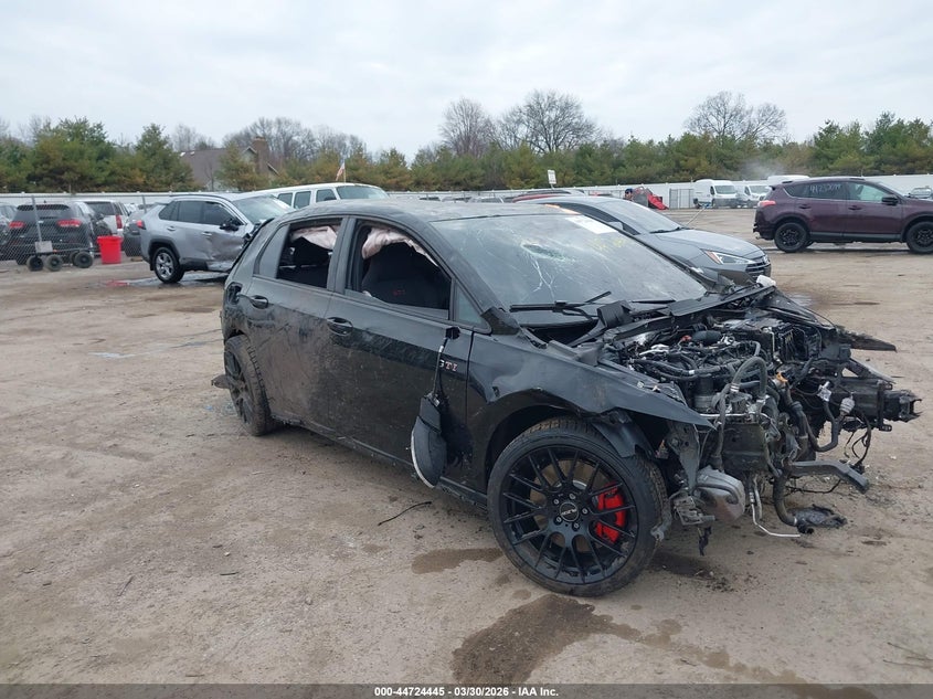 2025 VOLKSWAGEN GOLF GTI 2.0T S | WVWLA7CD3SW211744 | UPCARS