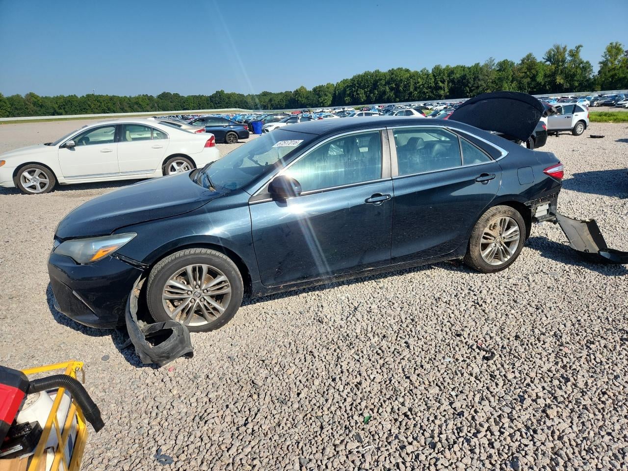 2015 TOYOTA CAMRY SE | 4T1BF1FKXFU948716 | UPCARS