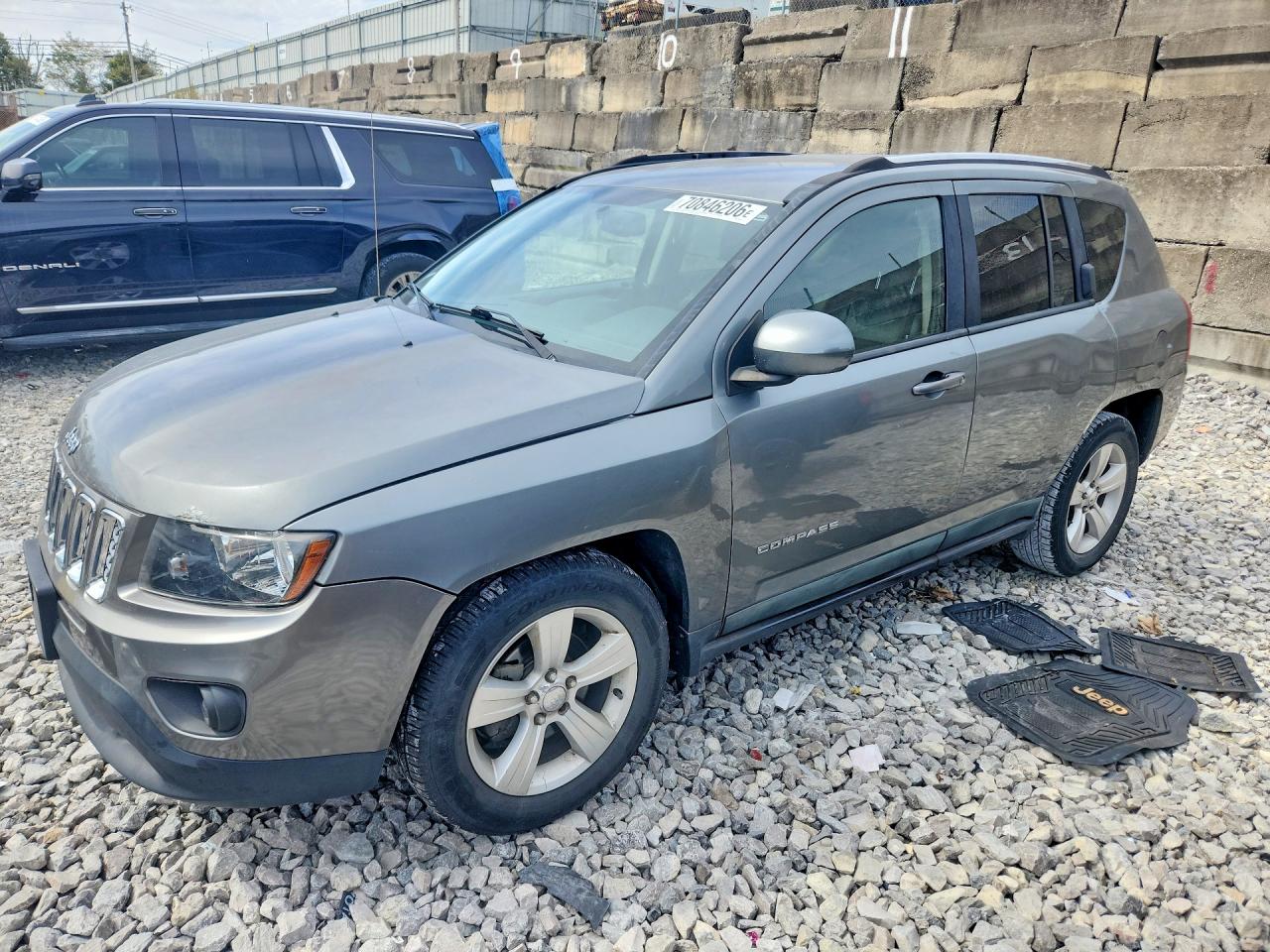 2014 JEEP COMPASS LATITUDE | 1C4NJDEB4ED546319 | UPCARS