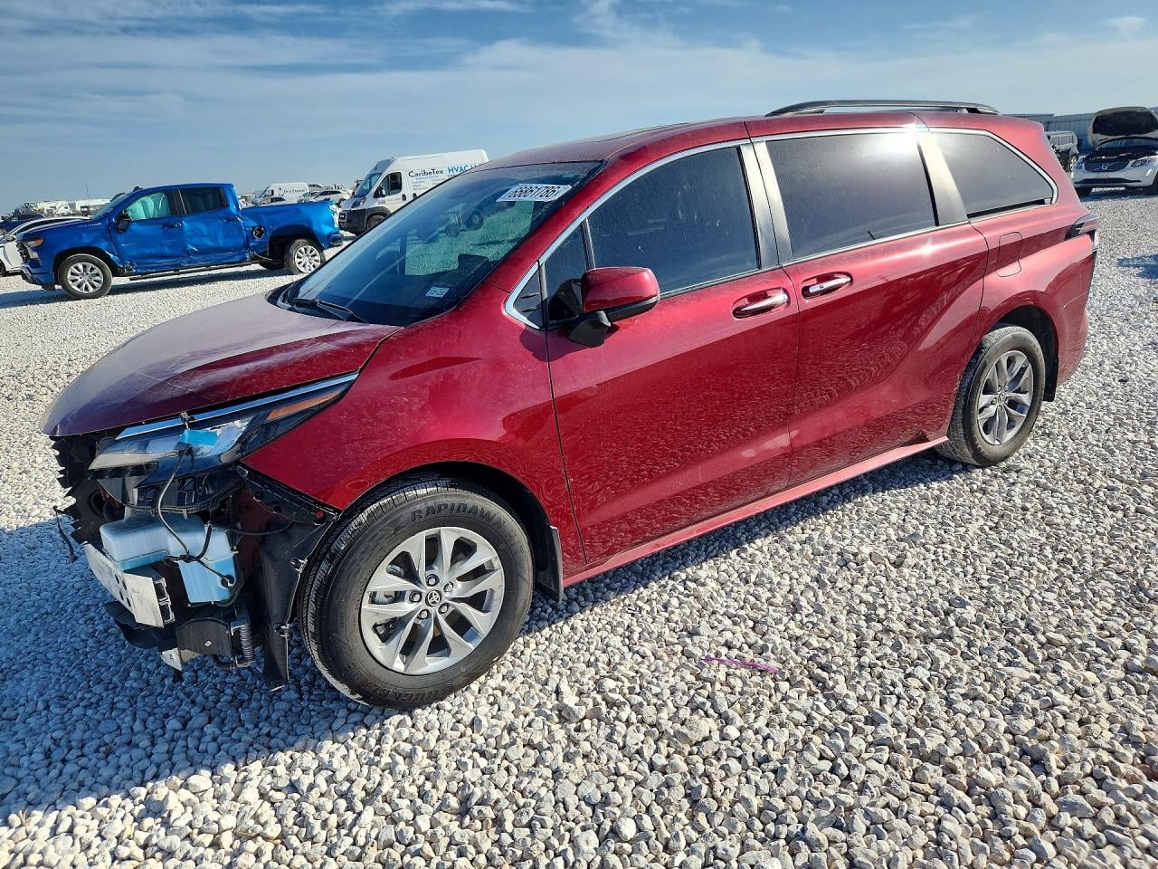 2024 TOYOTA SIENNA XLE | 5TDYRKEC9RS218844 | UPCARS