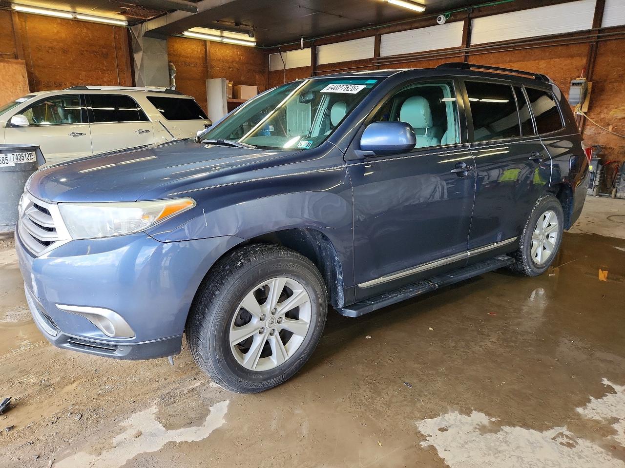 2013 TOYOTA HIGHLANDER SE | 5TDBK3EH9DS212384 | UPCARS