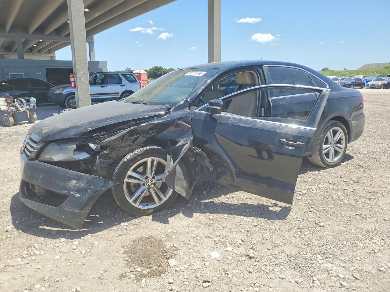 2014 VOLKSWAGEN PASSAT SE | 1VWBH7A33EC018756 | UPCARS