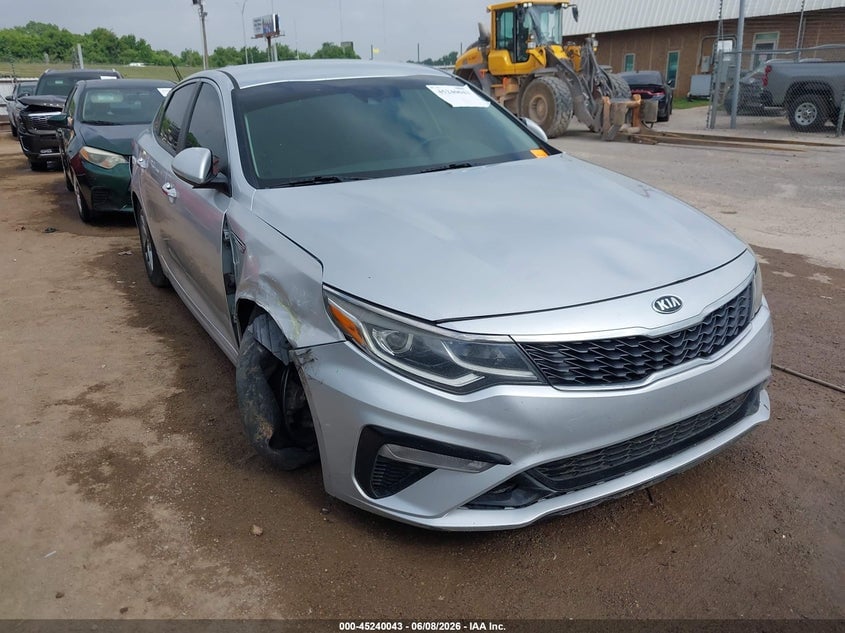 2019 KIA OPTIMA LX | 5XXGT4L30KG310573 | UPCARS