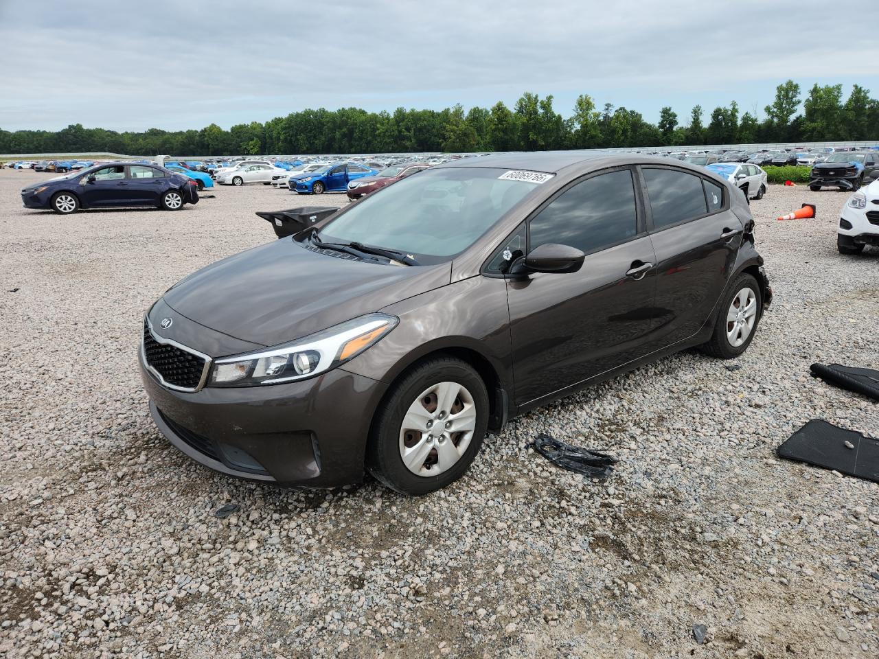 2017 KIA FORTE LX | 3KPFK4A78HE107307 | UPCARS